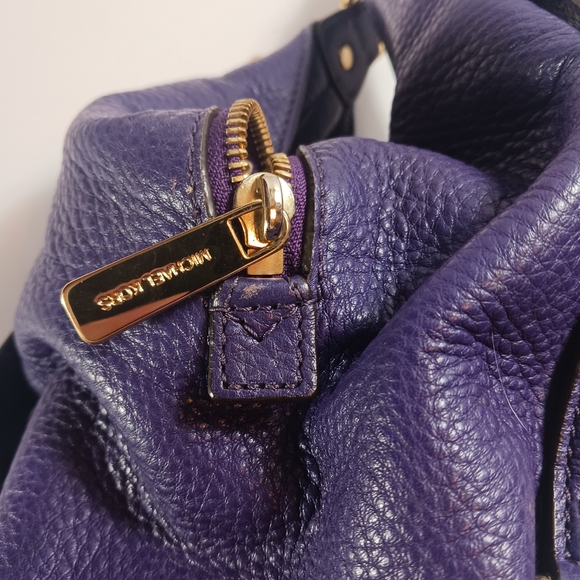 MICHAEL MICHAEL KORS Purple Textured Leather Roomy Shoulder Bag GoldtoneHardware - Picture 5 of 16
